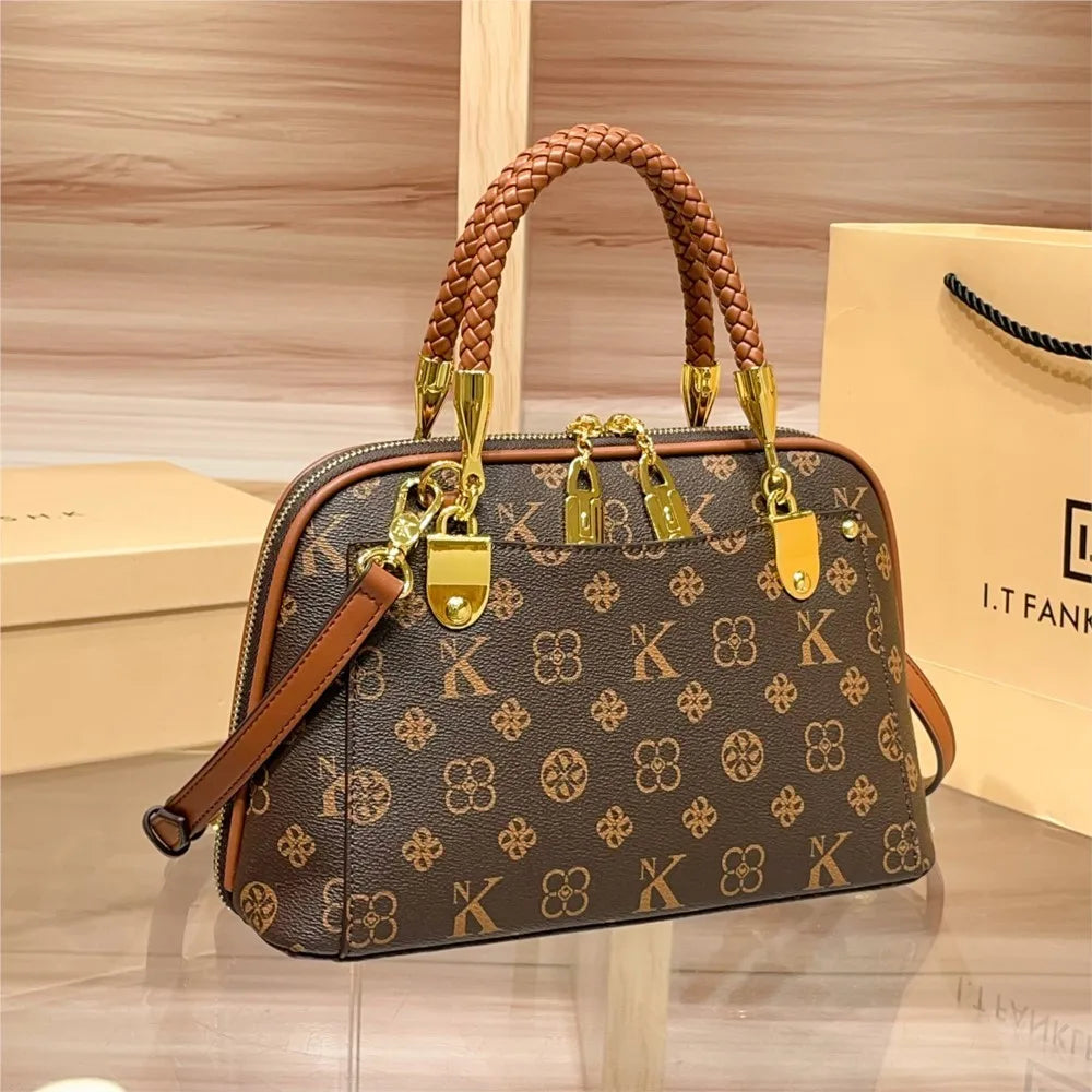 New 2025 High-End Designer Women's Handbag Autumn Winter Shoulder Crossbody Tote Bag Fashionable Luxury Accessory for Ladies