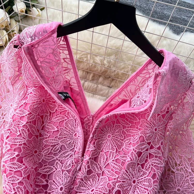 Luxury Pink Lace Midi dress with belt Women's 2025 Summer Elegant V-neck Rhinestone buttons Dresses Party clothing INKEO 4D094