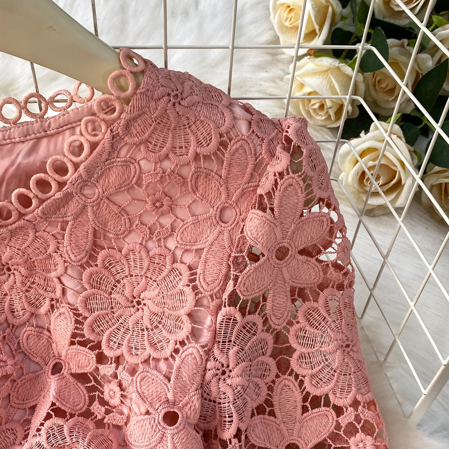 Brand Design Summer Embroidery Lace Long Dress Women Hollow Out Short Sleeve Midi Dresses Lady Belt Prom Evening Party Vestidos