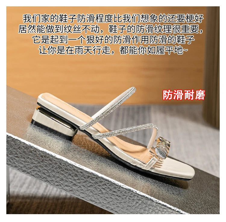 summer new women's slippers outdoor sandals casual flat shoes Stylish metal design Korean style office wear Large size 43