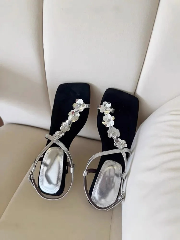 French Transparent Strap Flip-flops Fairy Shoes for Outerwear, 2025 New Summer Rhinestone High-end Flat Sandals