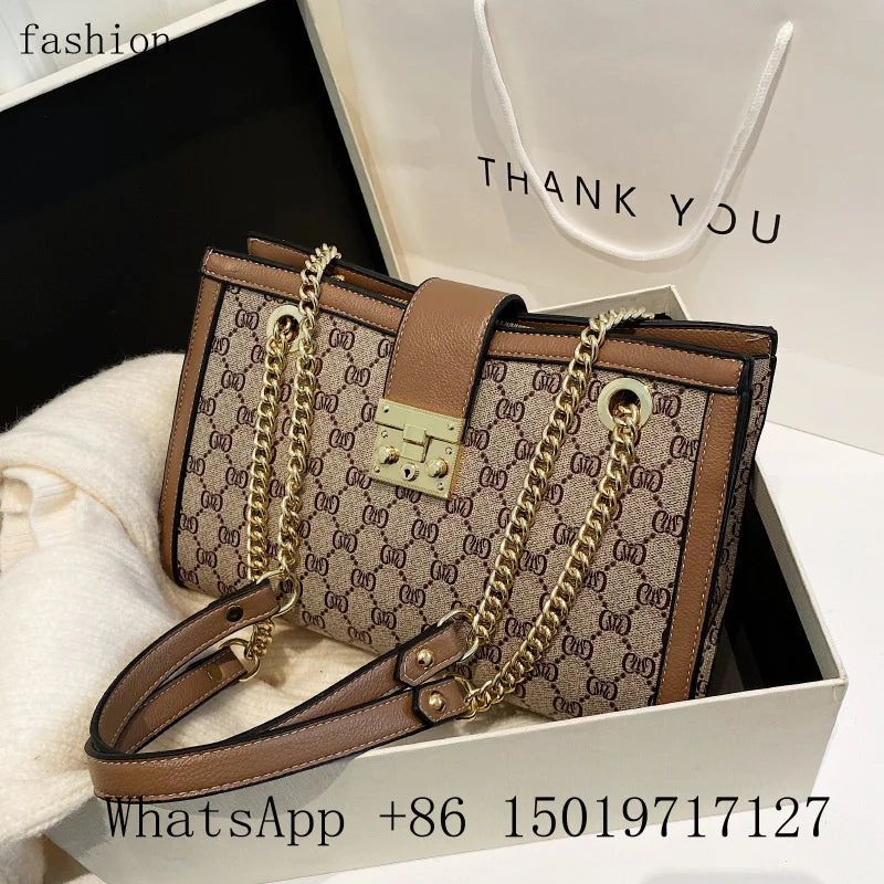 Women's Bag 2025 New Fashion European and American Retro Print Large Capacity Tote Bag Chain Shoulder Underarm Bag Wholesale