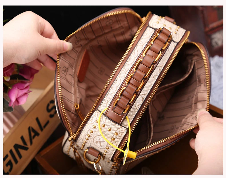 Light luxury brand women's handbag 2025 new autumn and winter fashion retro designer high-end single shoulder crossbody small sq