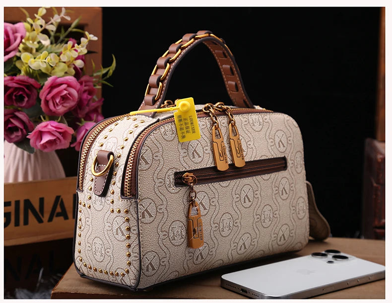 Light luxury brand women's handbag 2025 new autumn and winter fashion retro designer high-end single shoulder crossbody small sq