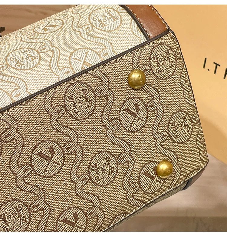 Women's handbag, fashionable and luxurious brand handbag, new 2025 high-end leather shoulder bag, designer retro crossbody bag