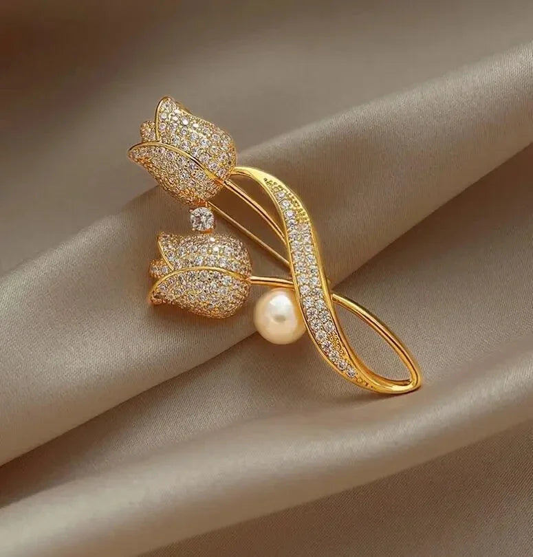 Luxury Snowflake Pearl Crystal Brooch Large Snowflake Flower Brooch Pins Fashion Exquisite Women's Jewelry