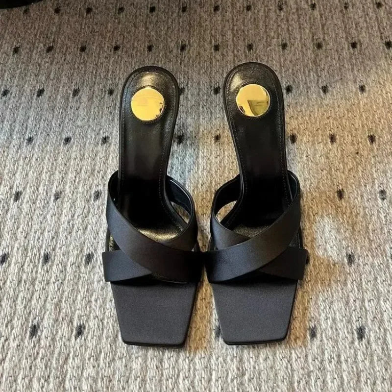 Retro French Open Toed Slim Heel Sandals for Women with Summer Temperament, High-heeled One-piece Slippers Women Shoes