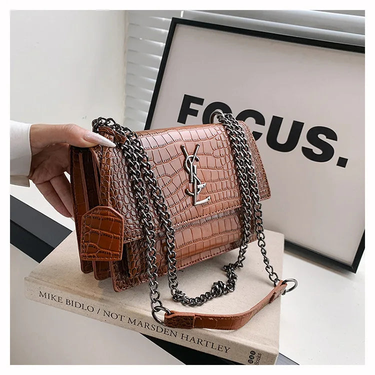 2026 new bag high-end crocodile pattern retro chain bag fashionable single shoulder crossbody bag