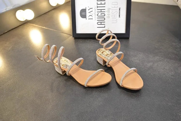 Summer Fashio 4CM Thick Heel Gladiator Sandals Women Flat Sandals Snake Punk Rhinestone Women Sandals Wedding Shoes