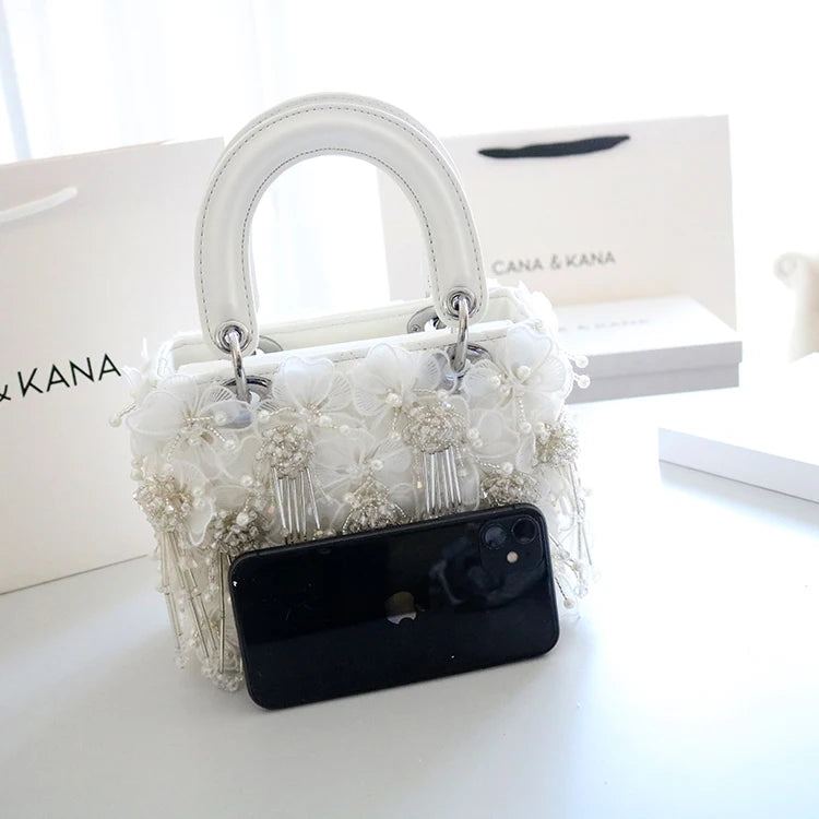 Sea Fairy Tassel Flower Bag 2024 Summer New Shoulder Crossbody All Western Style White Women's Bag Princess Bag Cute Banquet Bag