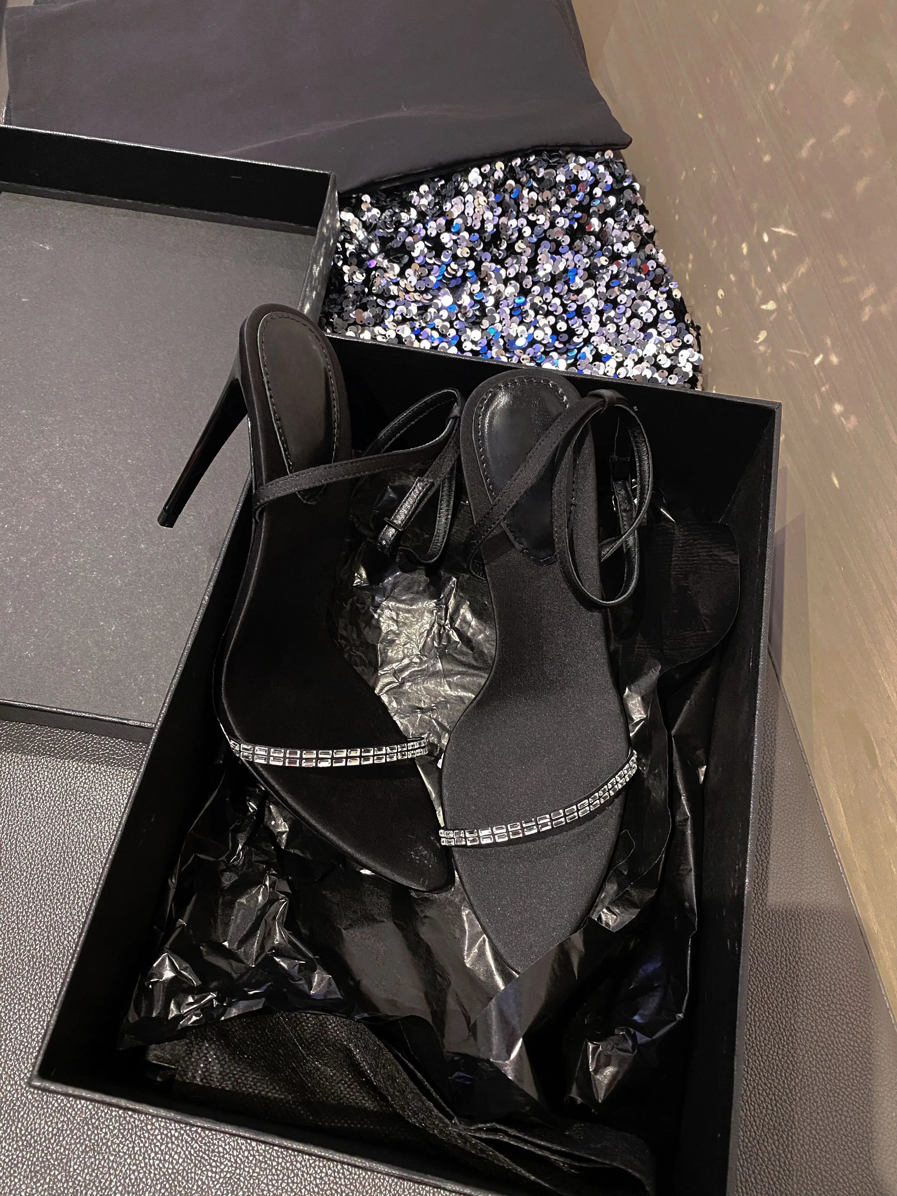 2025 Summer New Line With Rhine-Diamond Sexy Sandals Women'S Pointed Open Toe Slim Heel Beautiful Black High Heels