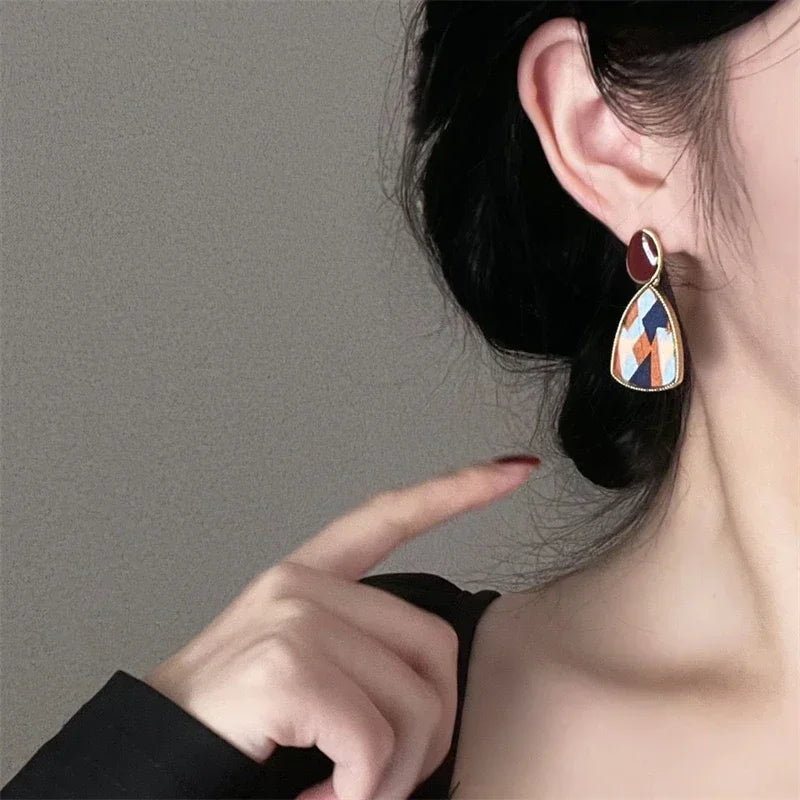 Vintage Dripping Oil Wine Red Retro Stud Earrings for Women Korean Pearl Flower Heart Shape Geometric Earring High Sense Jewelry