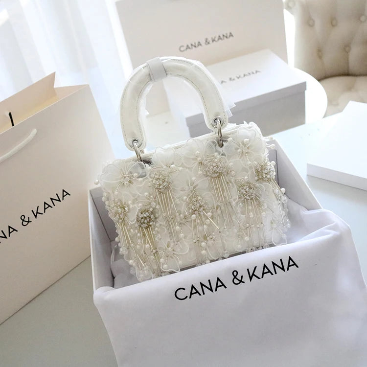 Sea Fairy Tassel Flower Bag 2024 Summer New Shoulder Crossbody All Western Style White Women's Bag Princess Bag Cute Banquet Bag