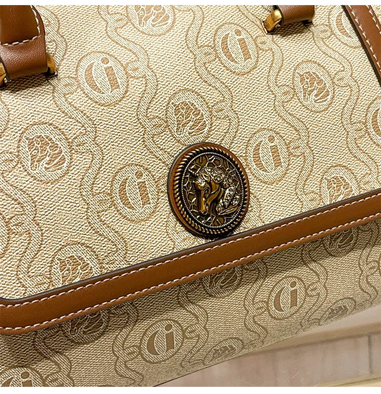 Light luxury brand women's bag 2025 new fashionable and high-end one shoulder hand-held niche design crossbody bag Boston bag