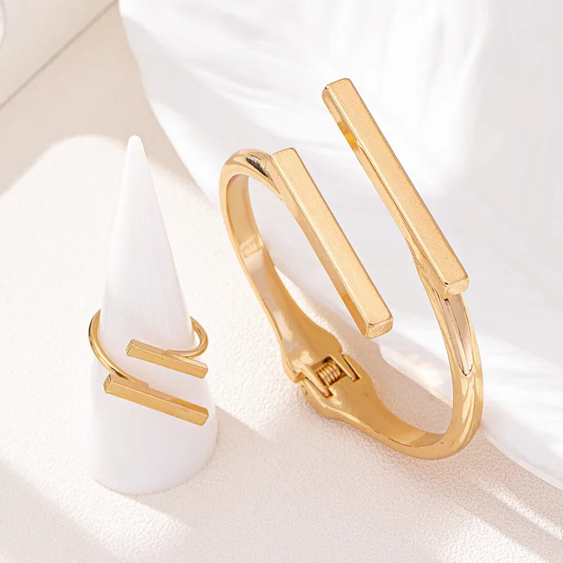 2pcs New Fashion Simple Design Geometric Open Bracelet Ring Set, Women's Personalized Trend Holiday Party Accessories Gifts