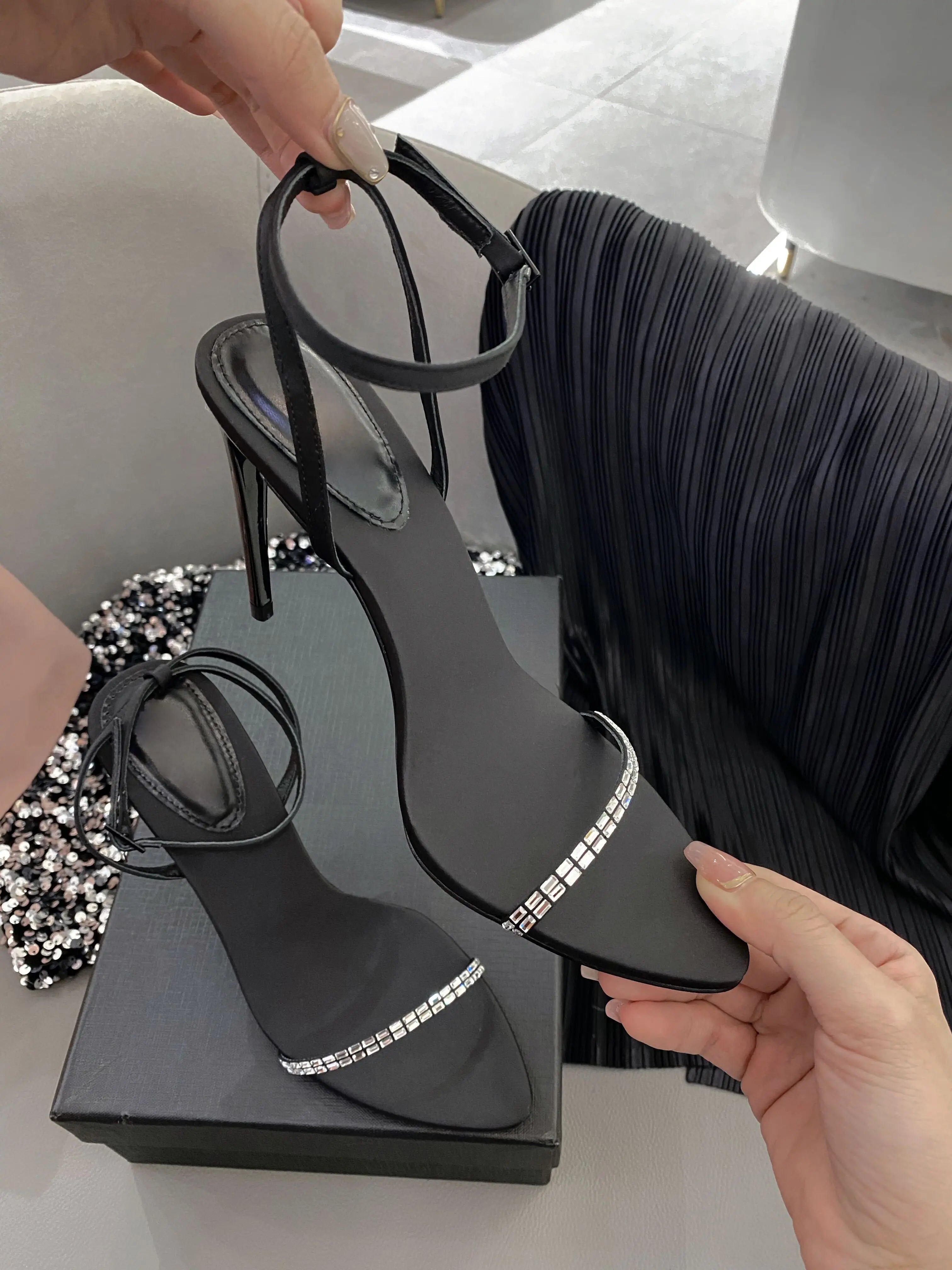 2025 Summer New Line With Rhine-Diamond Sexy Sandals Women'S Pointed Open Toe Slim Heel Beautiful Black High Heels