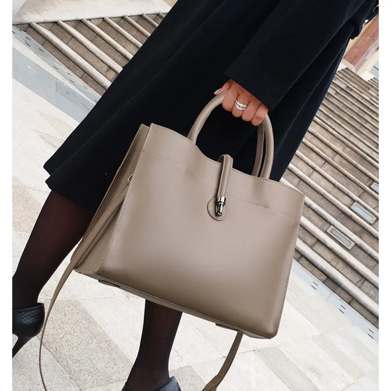 Leather women's bag, light luxury new tote bag, large capacity casual shoulder bag, crossbody bag, luxurious handbag