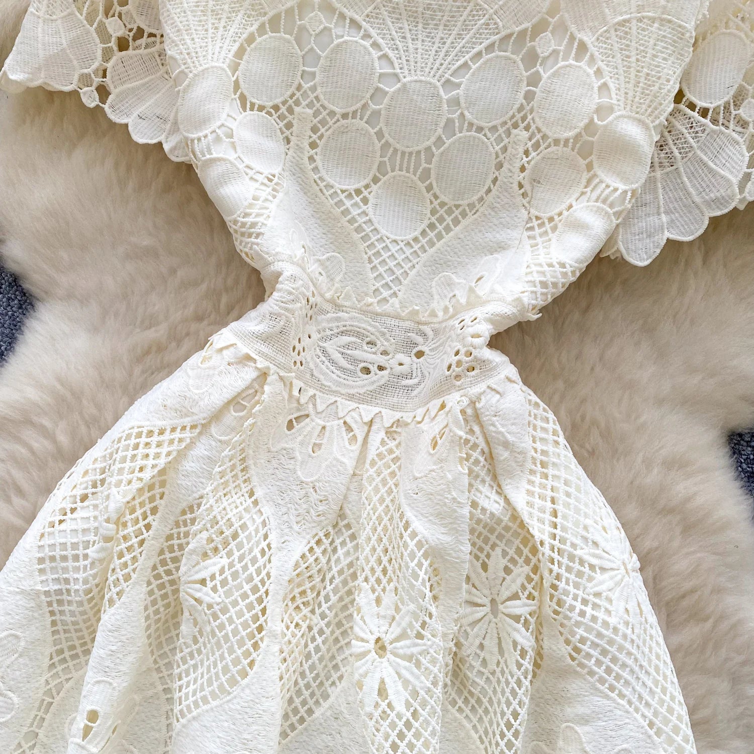 France Elegant Fashion Slim Evening Dress Women Hollow Out Lace Crochet Party Dress Female Casual Chic High End Clothing New