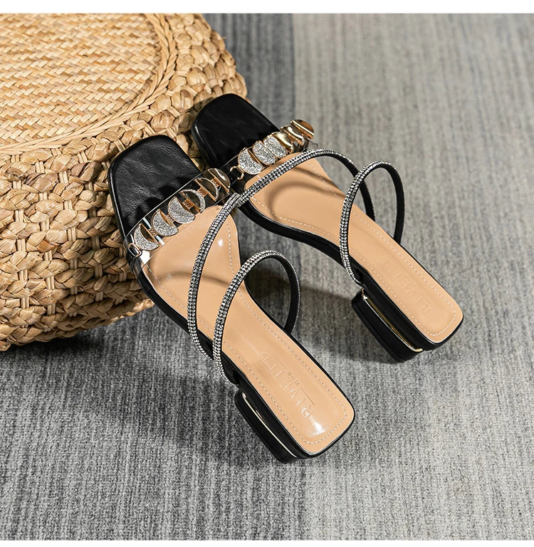 summer new women's slippers outdoor sandals casual flat shoes Stylish metal design Korean style office wear Large size 43