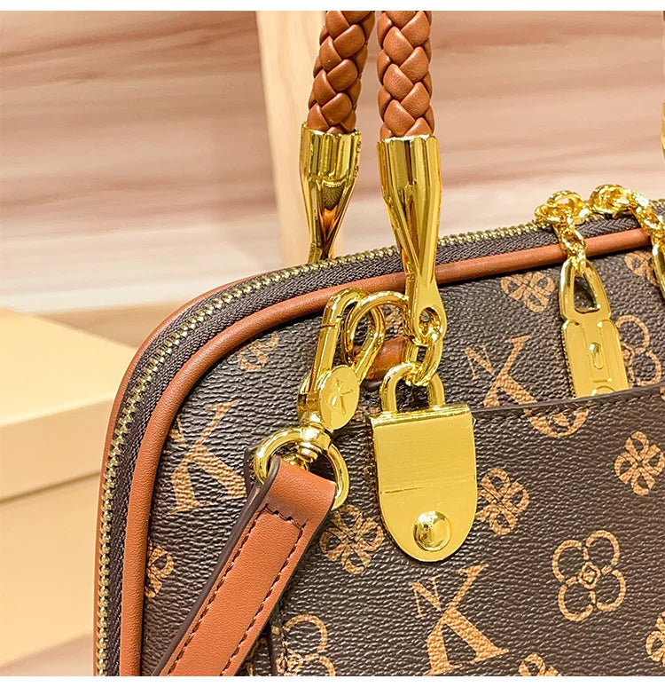 New 2025 High-End Designer Women's Handbag Autumn Winter Shoulder Crossbody Tote Bag Fashionable Luxury Accessory for Ladies